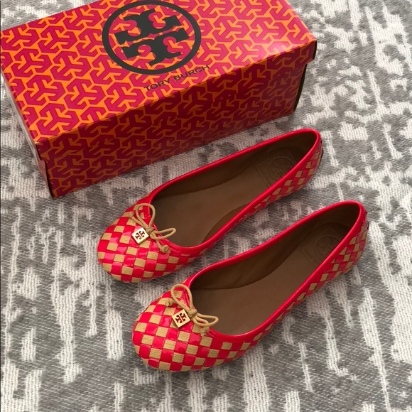 Tory Burch Shoes - Reduced!! New Tory Burch Prescot 3 flats, size 8